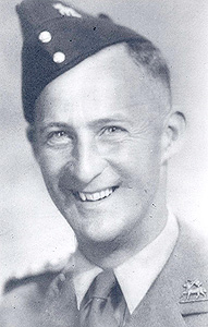 Lt Col D C Baynes