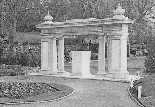 War Memorial, guildford castle