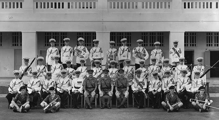 Band, 1st Bn The Queen's Royal Regiment, Selerang Barraks,