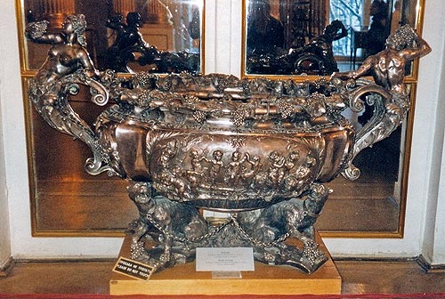 Photo of the original Jerningham-Kandler Centrepiece, St Petersburg, Russia, 1980.